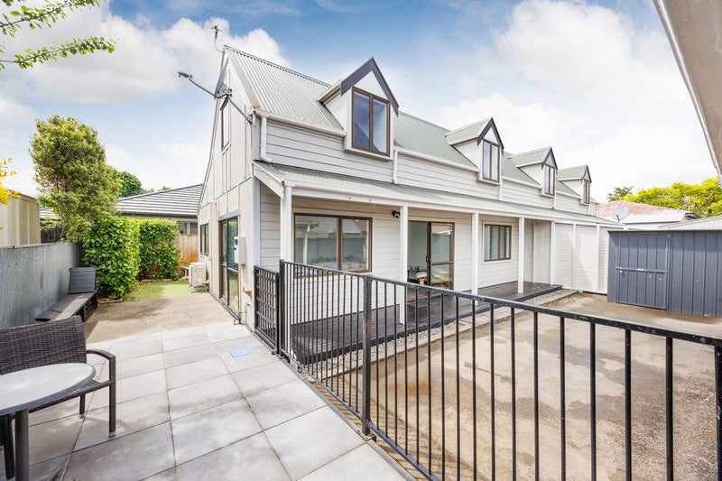 31 Limbrick Street, Terrace End, Palmerston North - Carousel 1