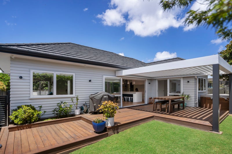 31A Riverview Road, Panmure, Auckland - Carousel 2
