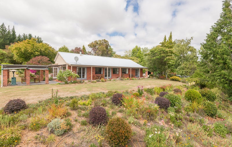 329 Redwood Valley Road, Redwood Valley, Richmond - Carousel 1