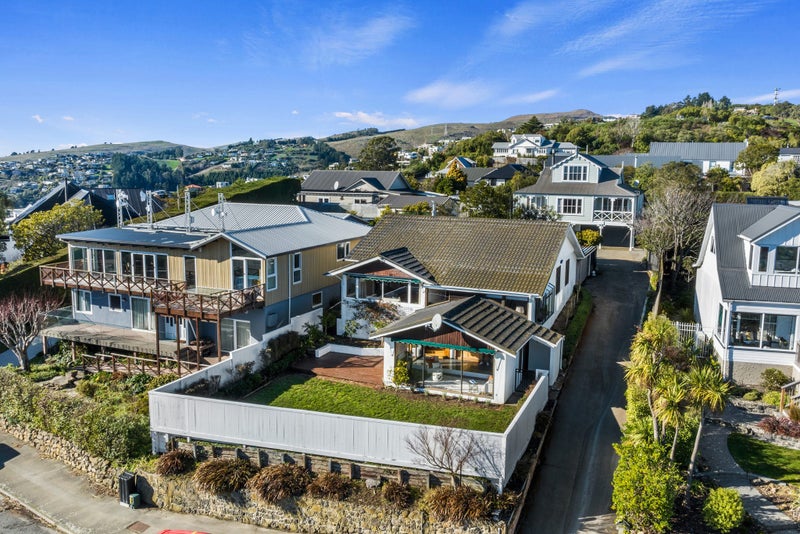 11 Westenra Terrace, Cashmere, Christchurch - Carousel 2