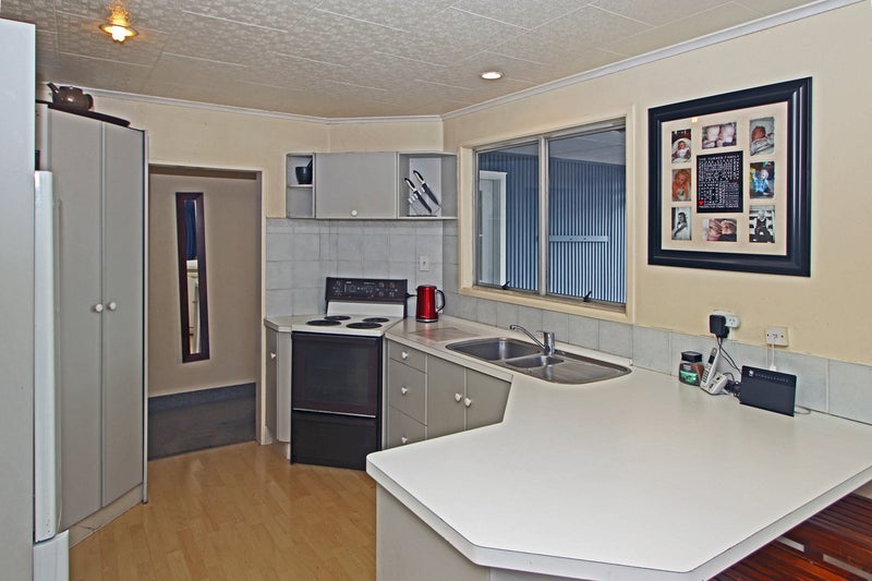 36 York Avenue, Tamatea, Napier - Carousel 2