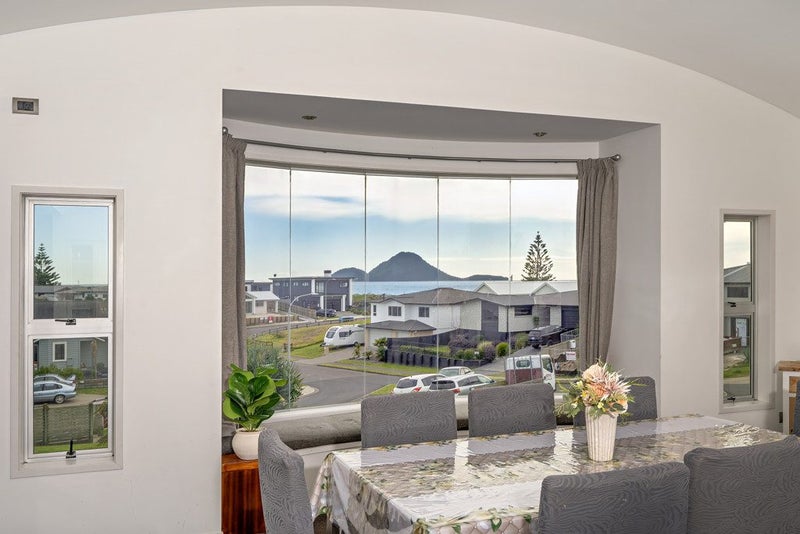 26 Anchorage Grove, Coastlands, Whakatane - Carousel 1