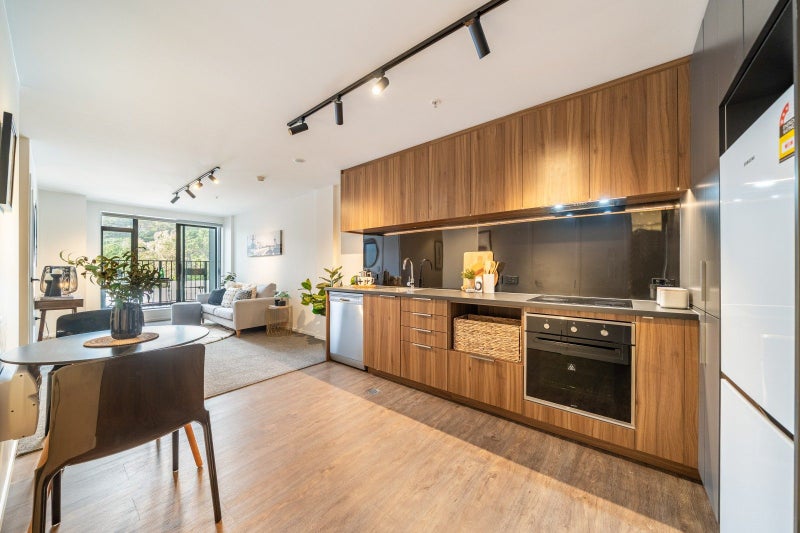 611/21 King Street, Mount Cook, Wellington - Carousel 1