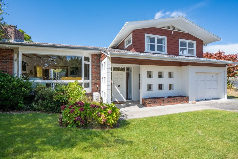 27 Oregon Drive, Rainbow Point, Taupō - Carousel 1