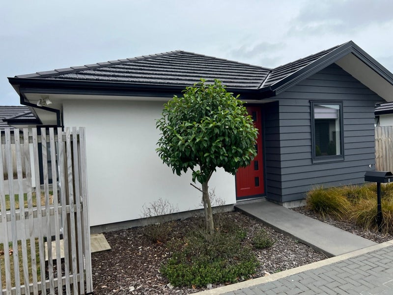 5 Rosa Lane, Wigram, Christchurch - Carousel 2