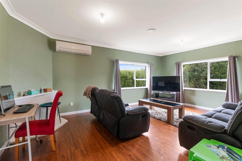 1 Lee Road, Hannahs Bay, Rotorua - Carousel 1