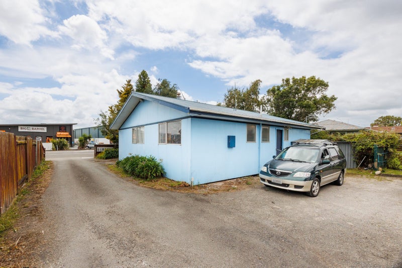 1/976 Tremaine Avenue, Roslyn, Palmerston North - Carousel 17