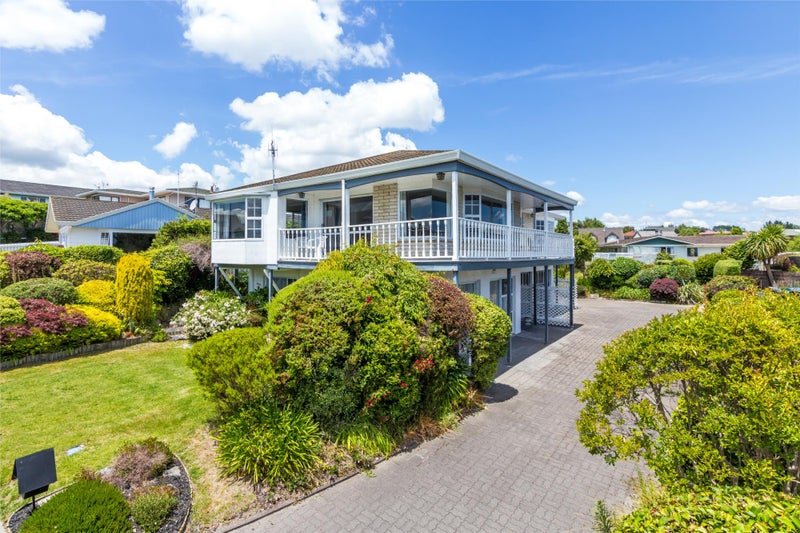 6 Golders Place, Richmond Heights, Taupo - Carousel 1