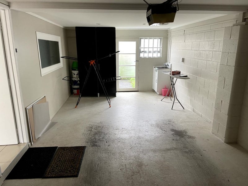 4/6 Kakariki Avenue, Mount Eden, Auckland - Carousel 13