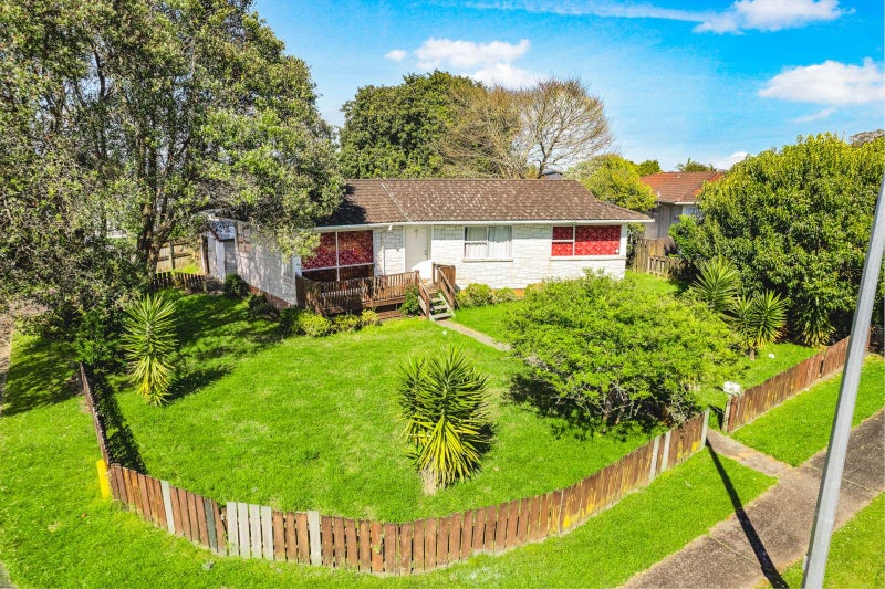 2 Awakino Place, Manurewa, Auckland - Carousel 2