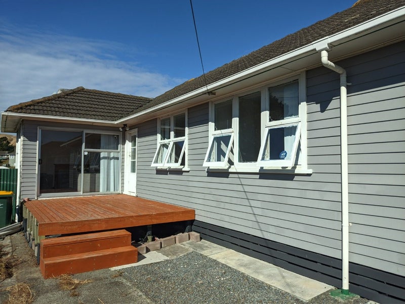 11 D'Urville Street, Cannons Creek, Porirua - Carousel 14