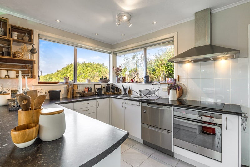 1/21 Simkin Avenue, St Johns, Auckland - Carousel 2