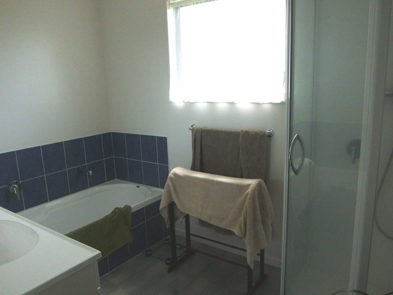 4B Burns Street, Gate Pa, Tauranga - Carousel 2