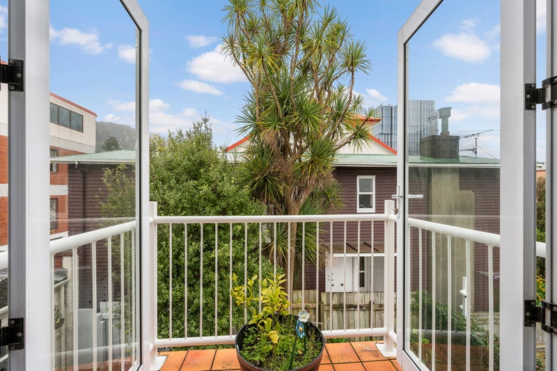 18D Hill Street, Thorndon, Wellington - Carousel 2
