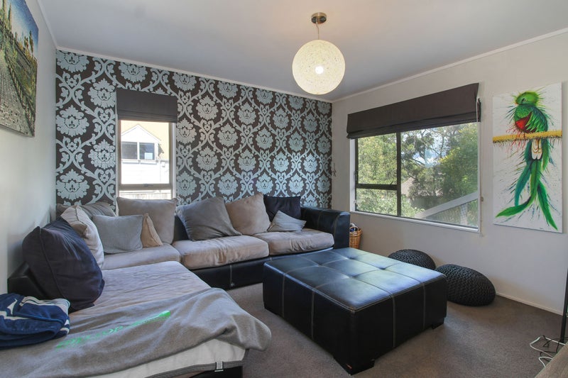 2/2 Ceramco Place, Torbay, Auckland - Carousel 2