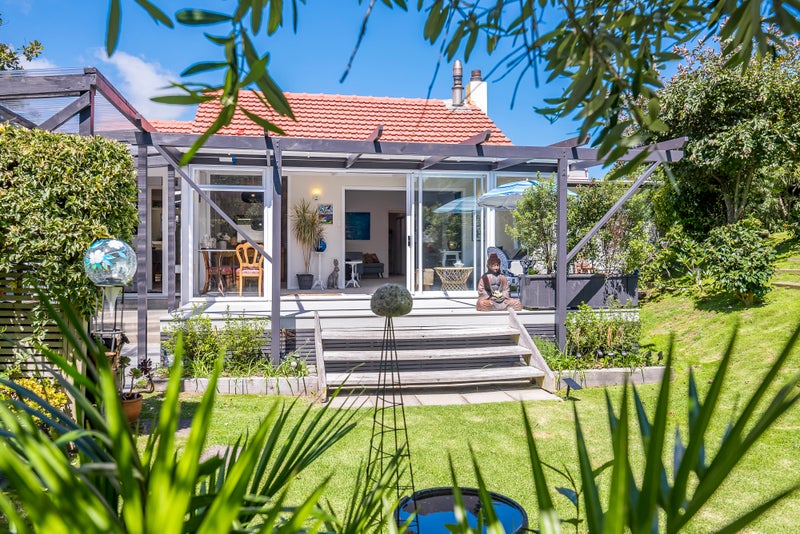 17B Arawa Street, Raumati Beach, Paraparaumu - Carousel 2