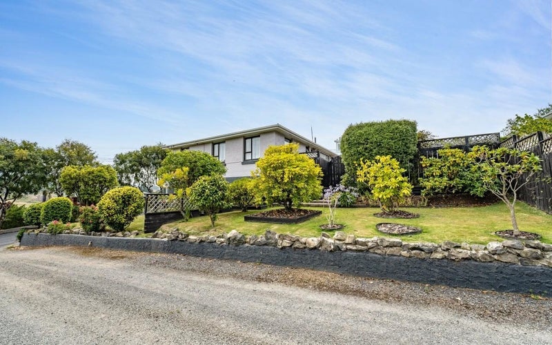 16 Tomkins Street, Green Island, Dunedin - Carousel 17