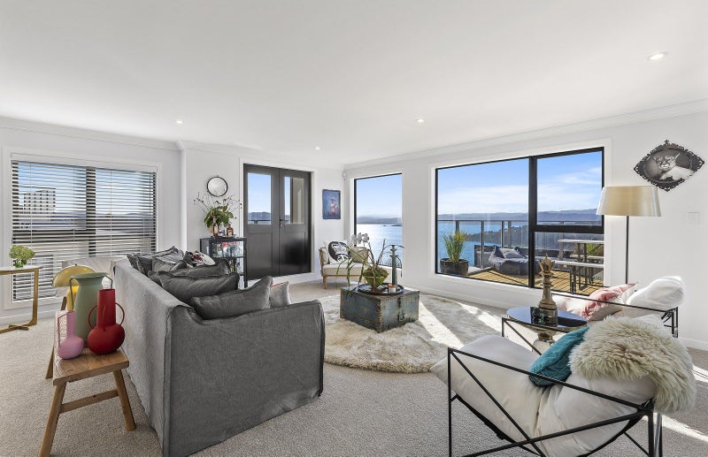 3/25 Thane Road, Roseneath, Wellington - Carousel 1