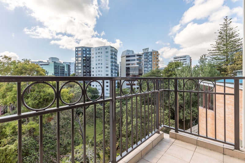 3Q/100 Greys Avenue, Auckland Central, Auckland - Carousel 2