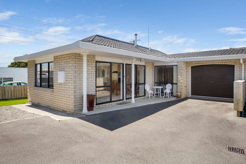 19B Paynters Avenue, Strandon, New Plymouth - Carousel 1