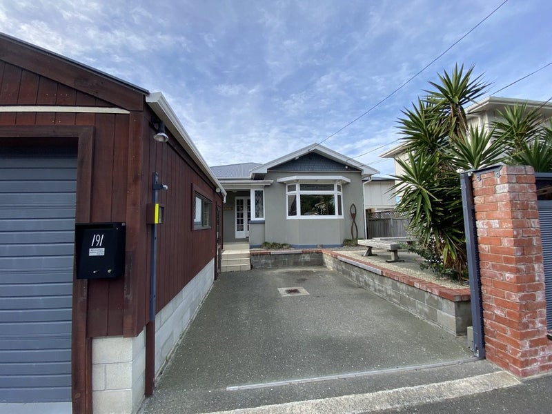 191 Queens Drive, Lyall Bay, Wellington - Carousel 2