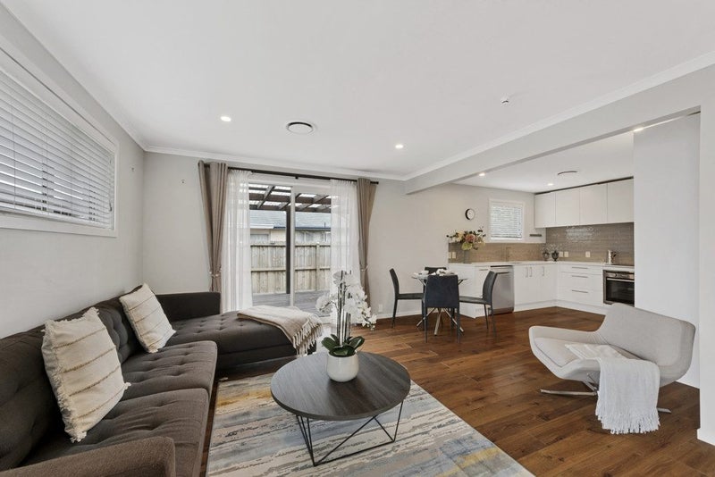 2/6 Timbertop Lane, Saint Martins, Christchurch - Carousel 2