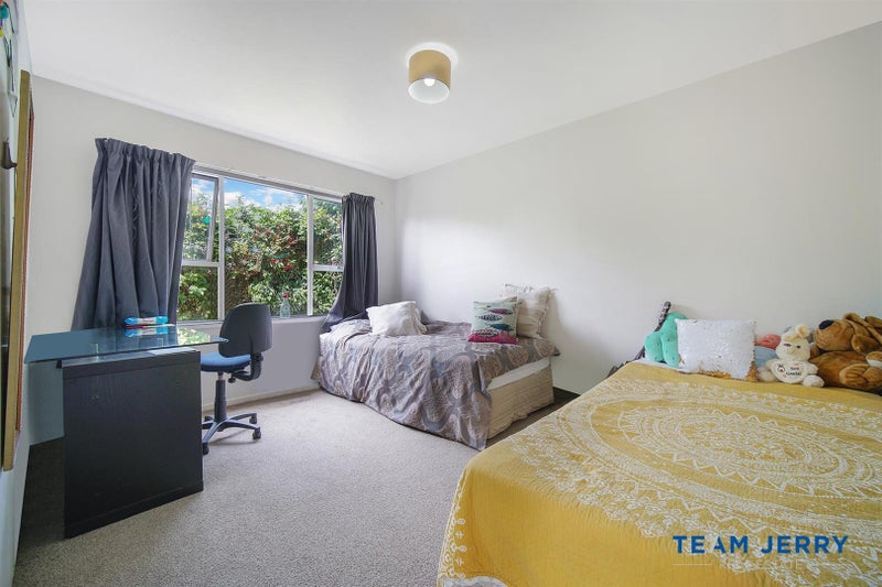 8/138 Richardson Road, Owairaka, Auckland - Carousel 1
