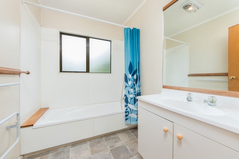 16 Church Street, Swanson, Auckland - Carousel 17