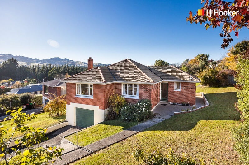 124 Martin Road, Fairfield, Dunedin - Carousel 1