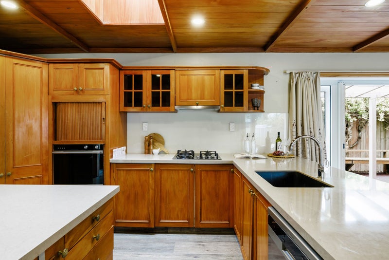 18 Bretton Terrace, Hillcrest, Hamilton - Carousel 2