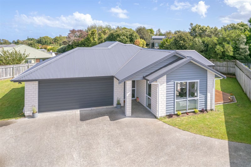 39 Edith Collier Drive, Otamatea, Whanganui - Carousel 1