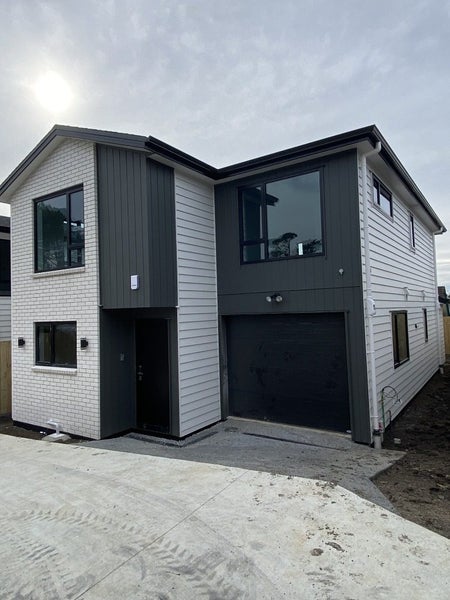 22 Rukumoana Place, Clendon Park, Auckland - Carousel 1