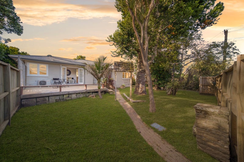 1/4 Elizabeth Street, Mount Eden, Auckland - Carousel 1