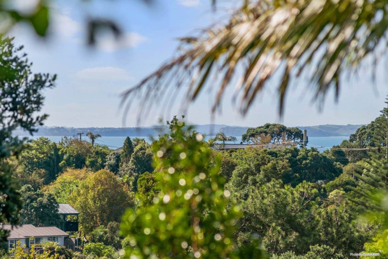 80 Castor Bay Road, Castor Bay, Auckland - Carousel 2