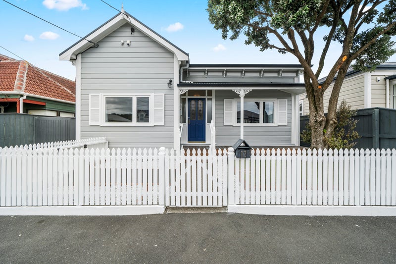 12 Queen Street, Petone, Lower Hutt - Carousel 18