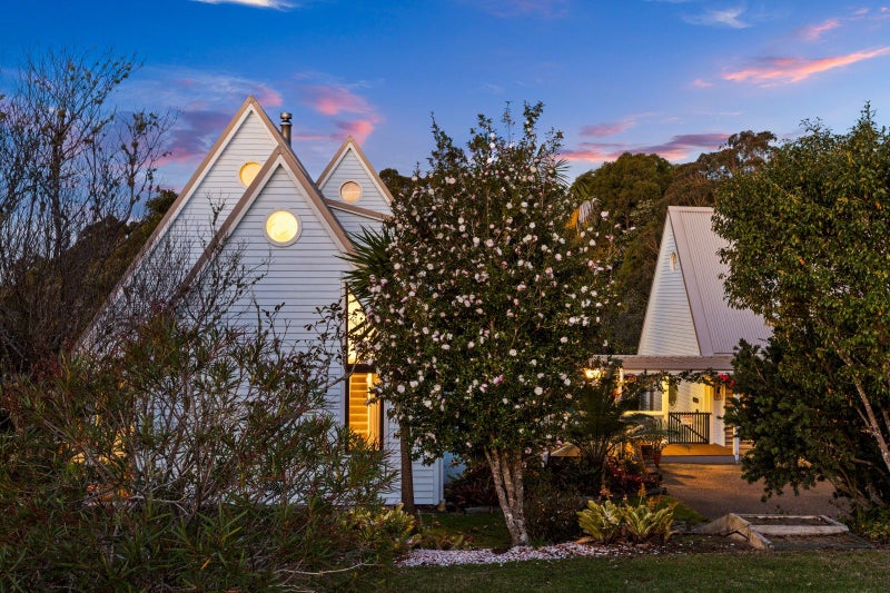 34 Top Road, Albany - Carousel 1