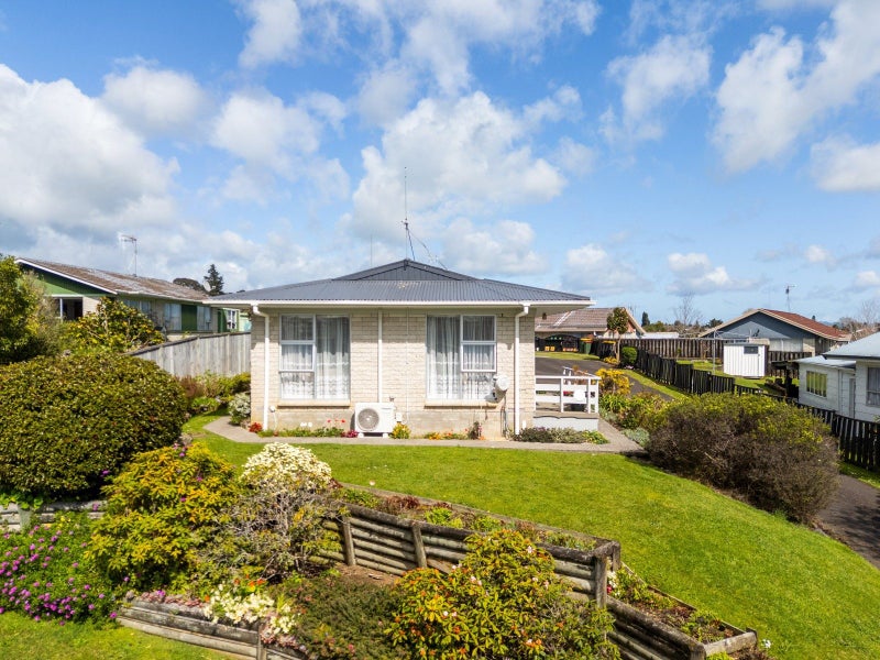 12A Millar Place, Nawton, Hamilton - Carousel 2