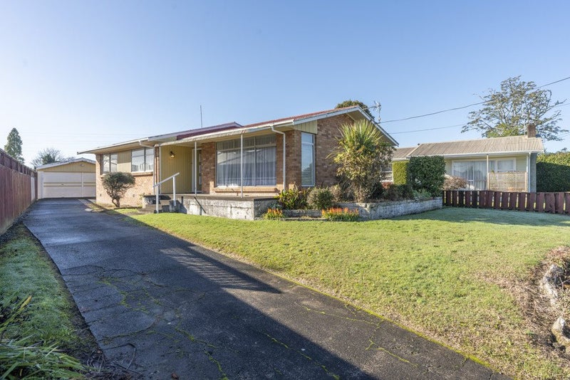 14 Betley Crescent, Fairview Downs, Hamilton - Carousel 18