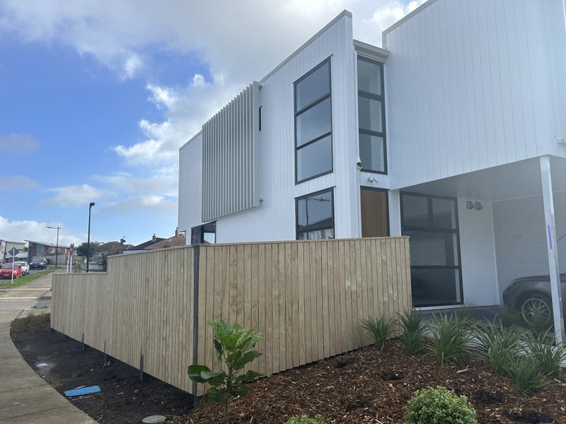 1 Balfron Avenue, Mount Roskill, Auckland - Carousel 14