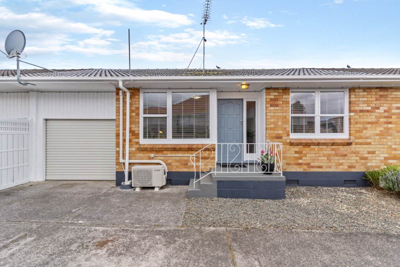 3/0 Trafalgar Street, Onehunga, Auckland - Carousel 2