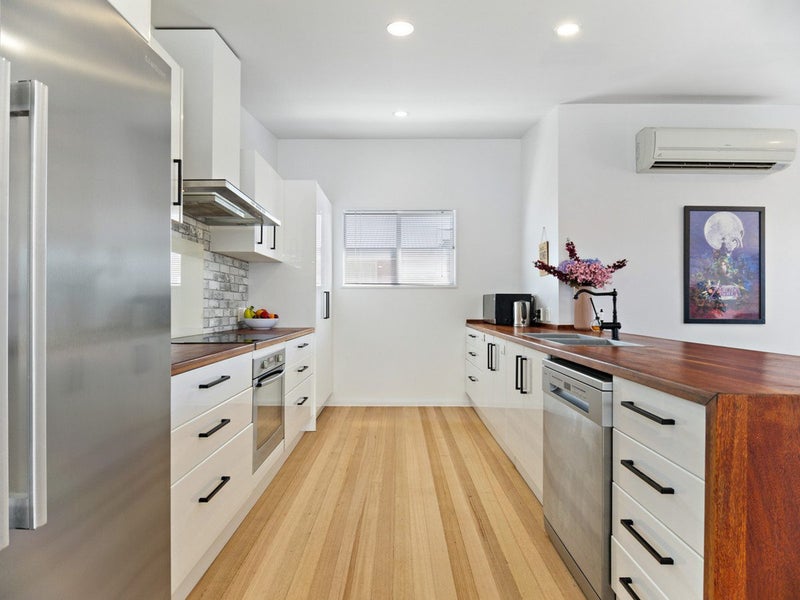 43 Estuary Road, New Brighton, Christchurch - Carousel 2