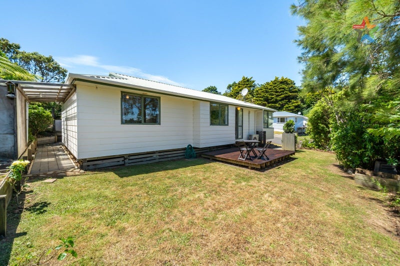 13 Barberry Grove, Maungaraki, Lower Hutt - Carousel 2