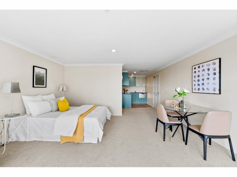 2E/118 Gladstone Road, Parnell, Auckland - Carousel 2