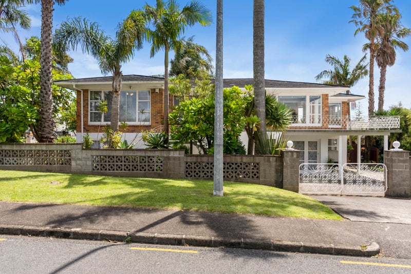 4265 Great North Road, Glendene, Auckland - Carousel 2