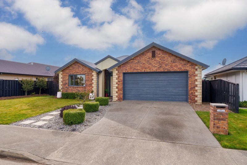 11 Lassiter Green, Northwood, Christchurch - Carousel 22