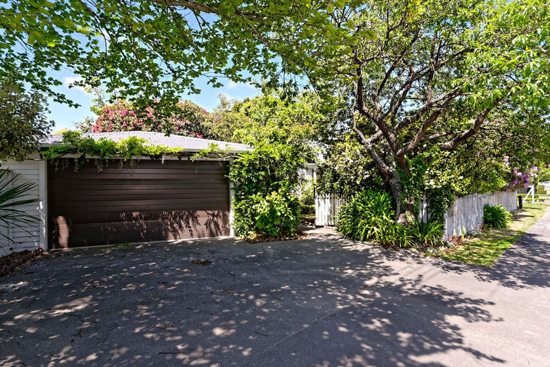 8 Wairarapa Terrace, Merivale, Christchurch - Carousel 20