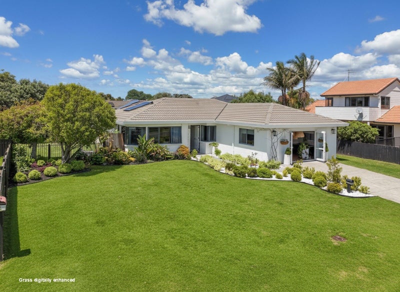 11 Reef Avenue, Papamoa Beach, Papamoa - Carousel 1
