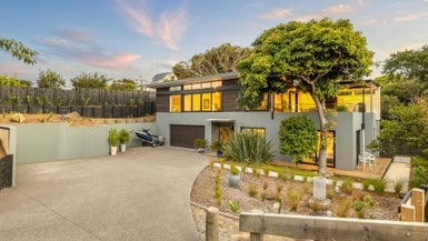 210A Rosetta Road, Raumati South, Paraparaumu - Carousel 1