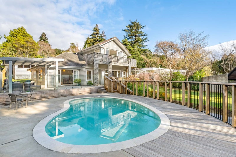 30 Chatsworth Road, Silverstream, Upper Hutt - Carousel 1