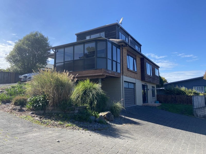 49C Carey Street, Maeroa, Hamilton - Carousel 2